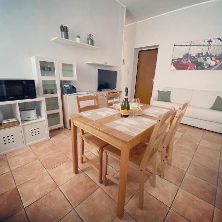 Apartamento Casa Via Roma Intra Exterior foto